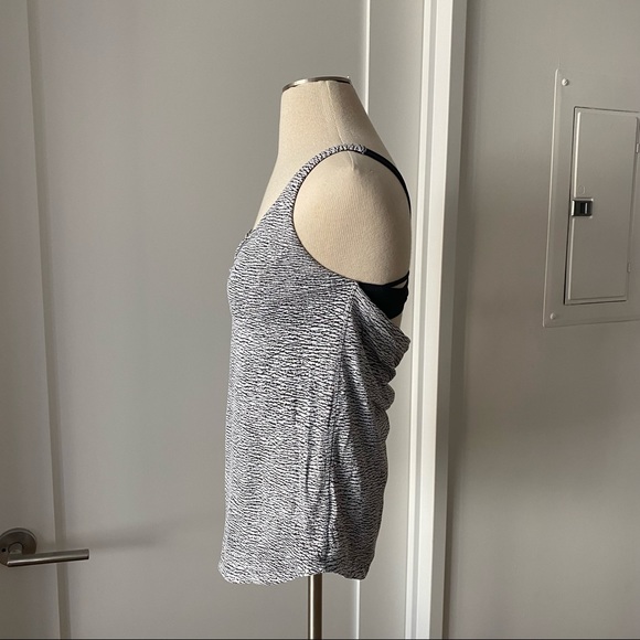 Lululemon Knot Your Typical Tank Black & White Size 4 - Picture 4 of 7